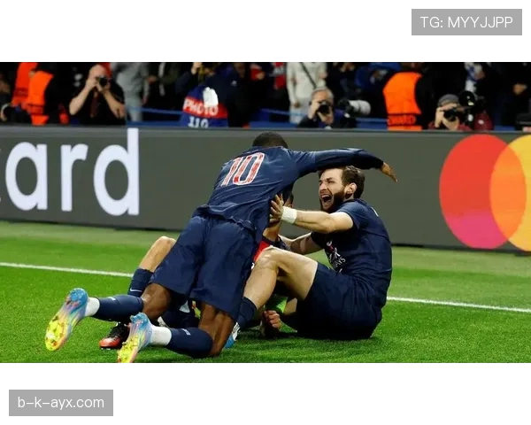 恩里克引领西班牙足球新纪元:战略重塑与理念革新 恩里克引领西班牙足球新纪元:战略重塑与理念革新