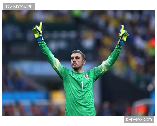 巴西队战术深度解析：掌控节奏与创造进攻机会的核心策略