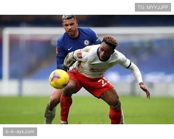卢顿杯赛表现稳健晋级下一轮，状态持续攀升