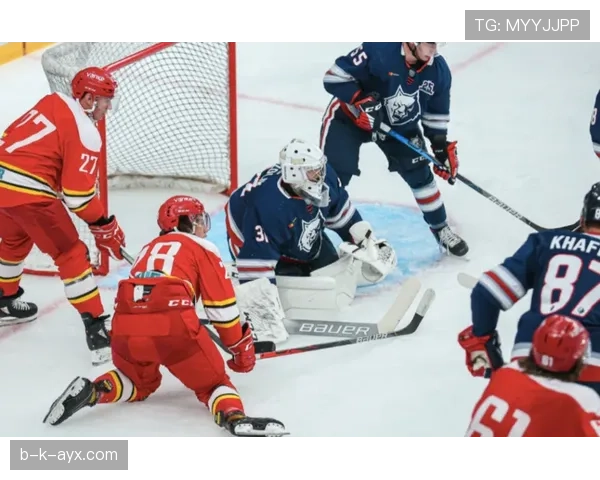 吴曦攻防两端表现稳健，比赛影响力持续提升